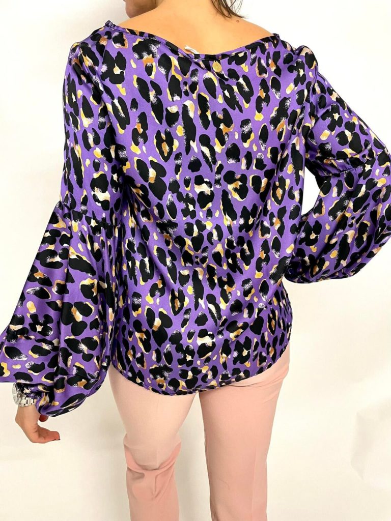 blouse léopard violet
