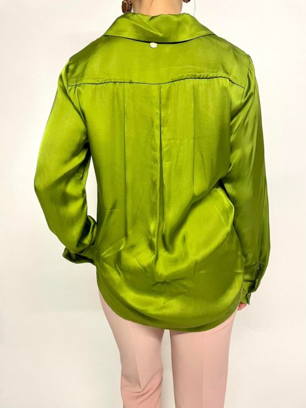 chemisier satiné olive