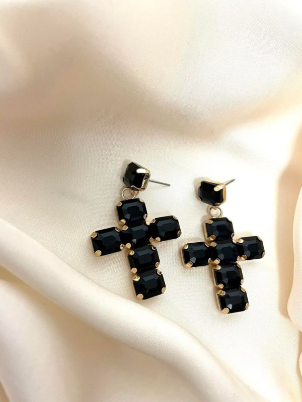boucles d'oreilles en croix noir