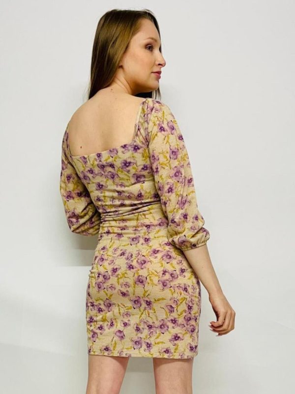 robe fleurie beige et violette