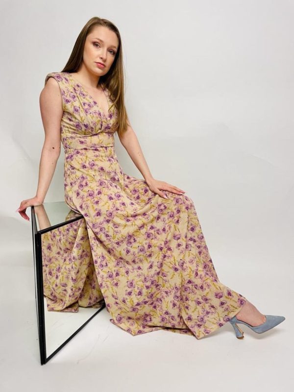 robe longue beige et violette